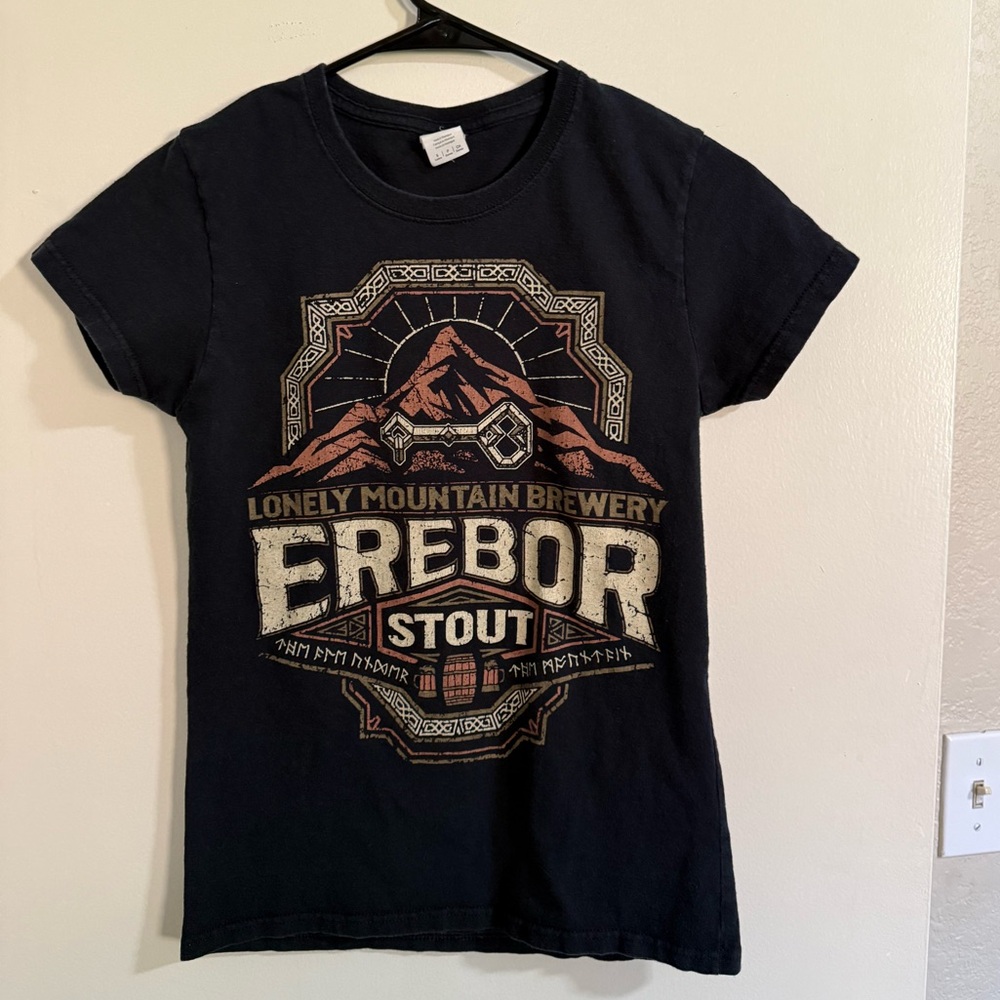 Women’s Lord of the Rings Hobbit Shirt